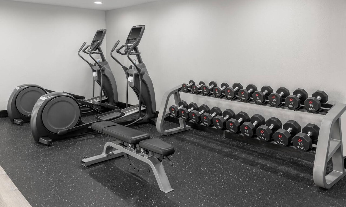Bentonville - Fayetteville Hotel | DoubleTree by Hilton Springdale