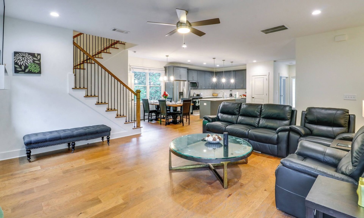 Decatur House | Easy I-20 Access: Family Escape w/Deck in Decatur
