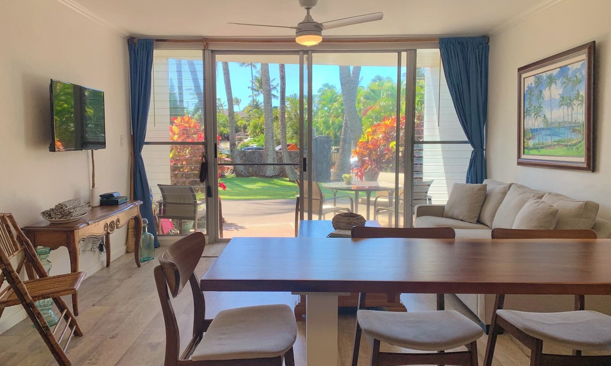Kuau Apartment | Eco-Friendly Condo on Road to Hāna - Walk to Beach