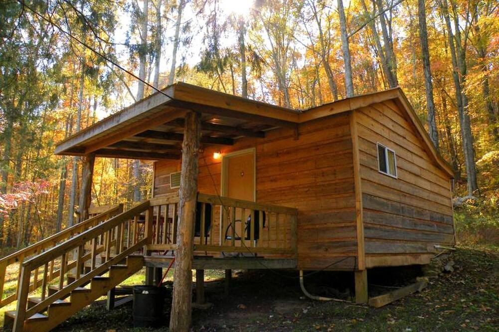 Joppa House | Enchanting Cabin Rental in the Woods with Shared Hot Tub near Arab, Alabama