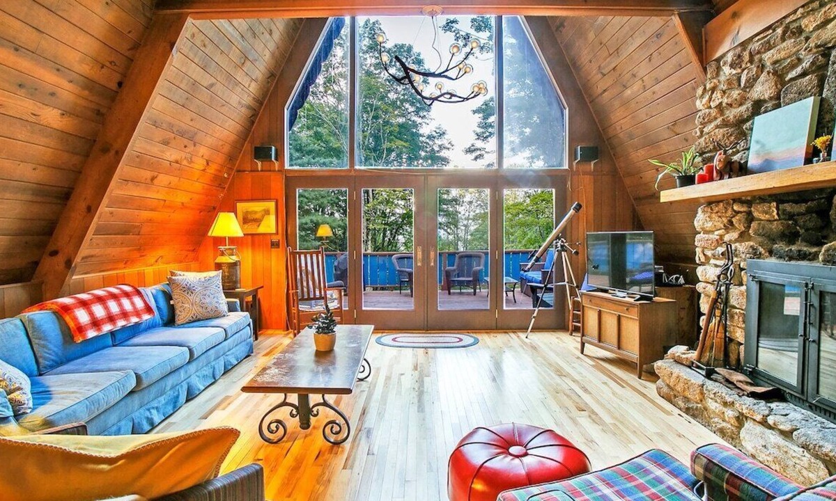 Wolf Laurel Ski Chalet | Enjoy the Peaceful Mountain Air- Hike/Explore!
