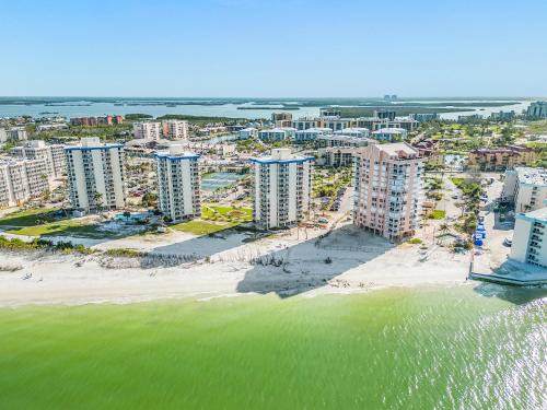 South Island Apartment | Estero Beach and Tennis #1005 condo