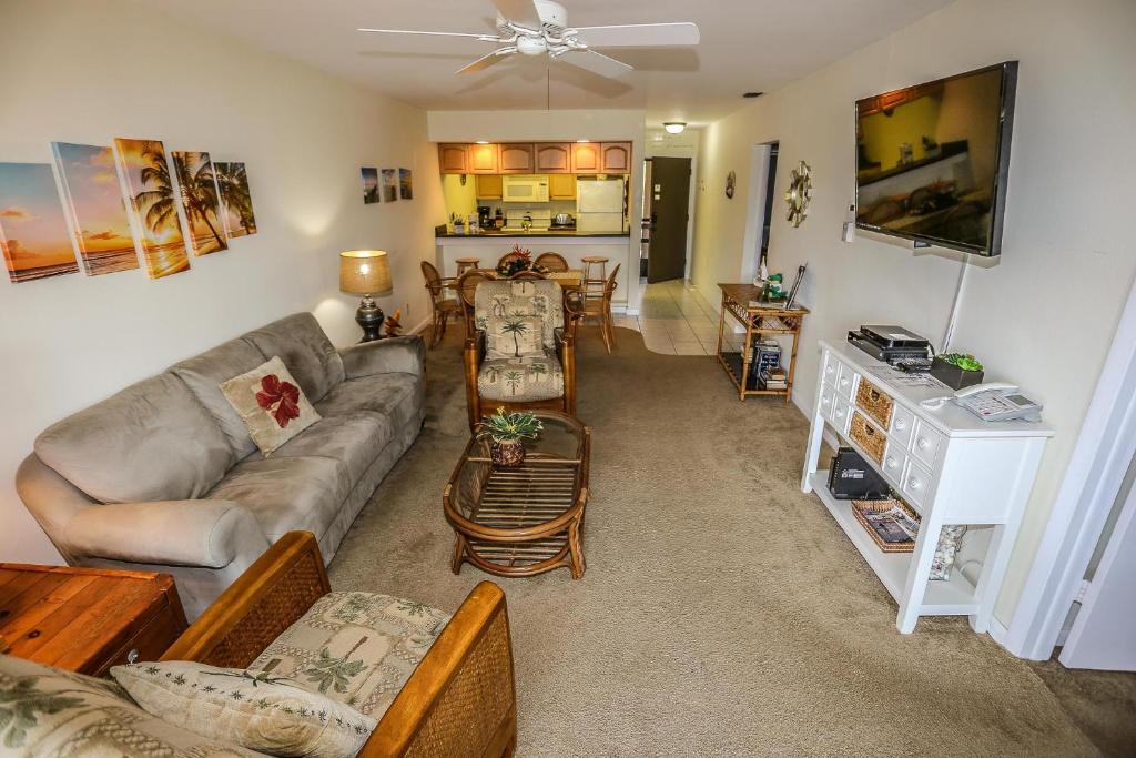 South Island Apartment | Estero Yacht Racquet 122