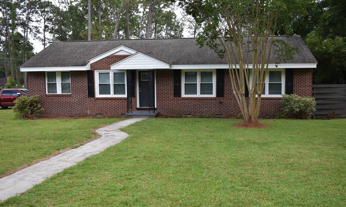 Waycross House | Euclid Cottage