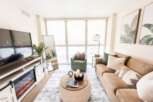 Fort Myers River District Apartment | Executive King Suite City View Downtown Ft Myers