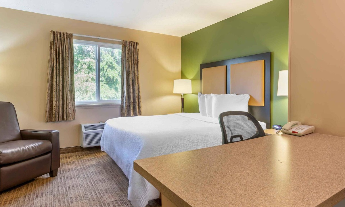 Big Shanty Hotel | Extended Stay America Suites Atlanta Kennesaw Town Center