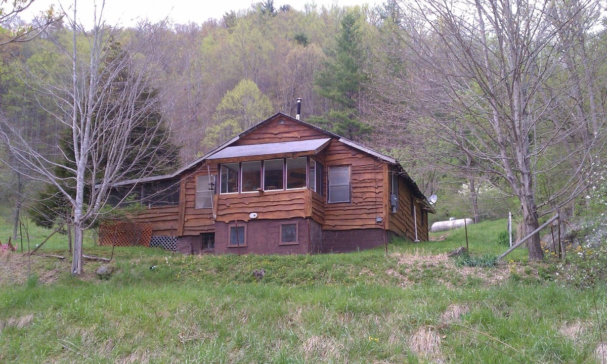 Hot Springs Cabin | Family-Friendly, Cozy, Spacious Cabin Outside Of Hot Springs, NC - Just Magical
