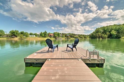 Sevierville House | Family Getaway on Douglas Lake! Home w/Deck, View