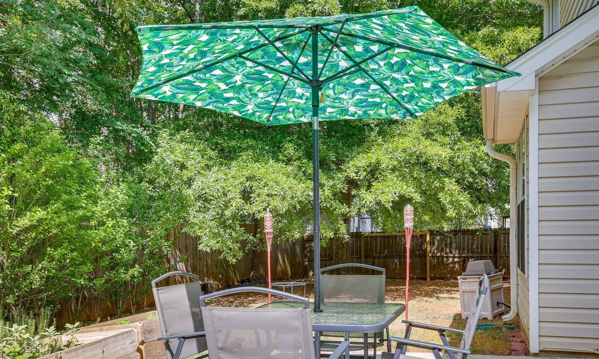Decatur House | Family Home w/ Yard: 11 Mi to Dtwn Atlanta!
