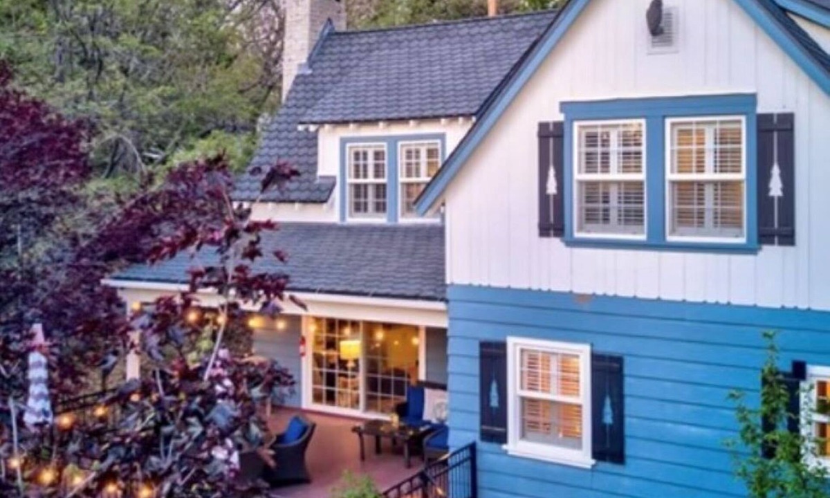 Lake Arrowhead Cabin | Family Lake House, Two Minute Walk to Lake
