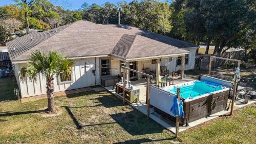 Foley House | Foley 3BR-2BA - Hot Tub - 7 Miles to Beach