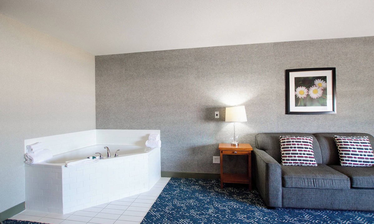 Stonebridge Hotel | Four Points by Sheraton Saskatoon