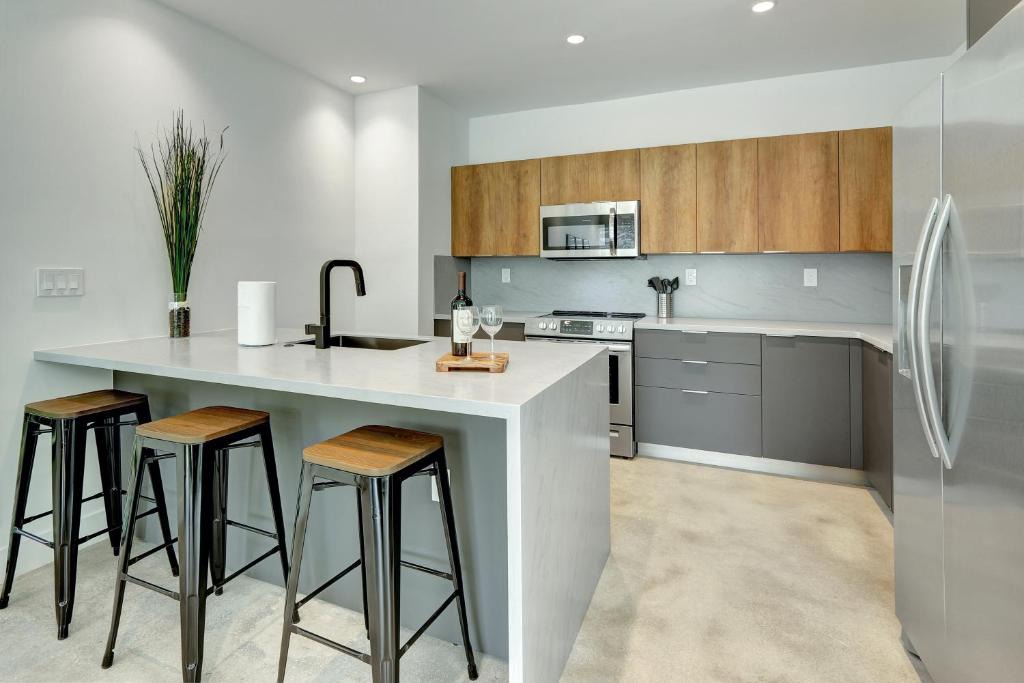 Miami Shores House | Fresco 1, Modern Design, Brand New Construction and Furniture