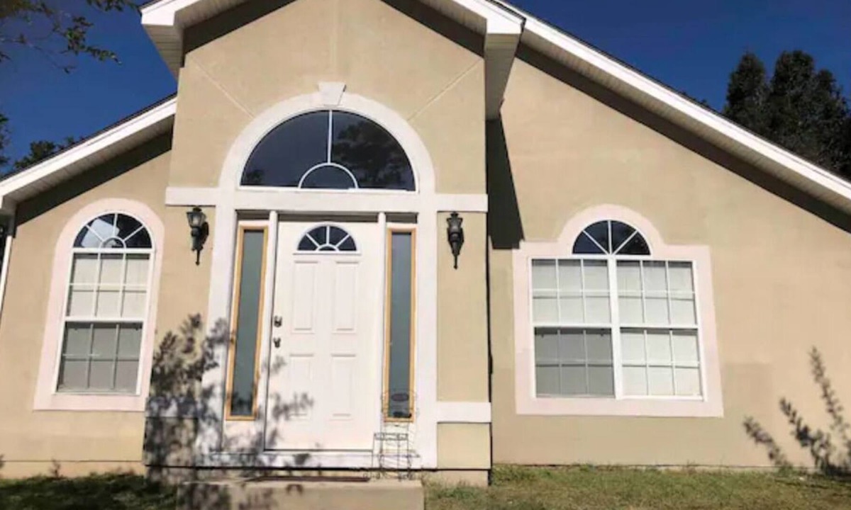 Tallahassee House | Friends and Family Welcome