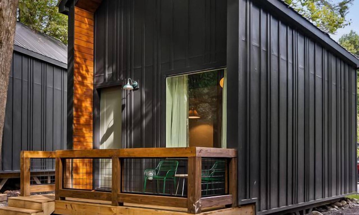 Rocky Grove Cabin | Get Back to Nature in this Modern, Pet-Friendly Cabin Rental near Gatlinburg, TN