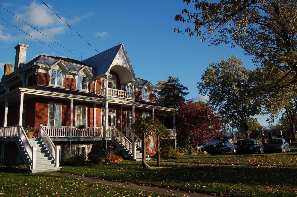 Roberval Bed & Breakfast | Gite les 2 Soeurs