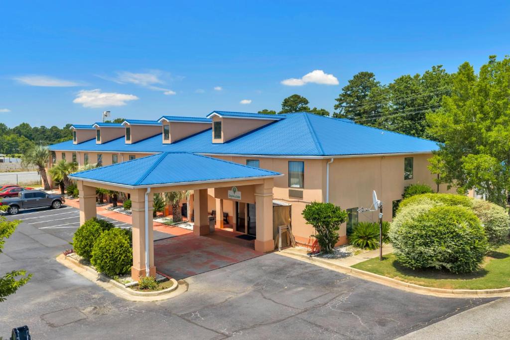 Gray Hotel | Gray Inn & Suites