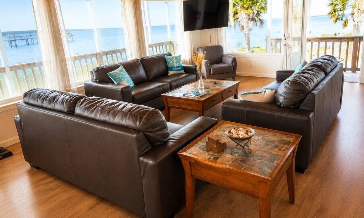 Gulf Shores Apartment | Gulf Shores Getaway w/Balcony & Grill