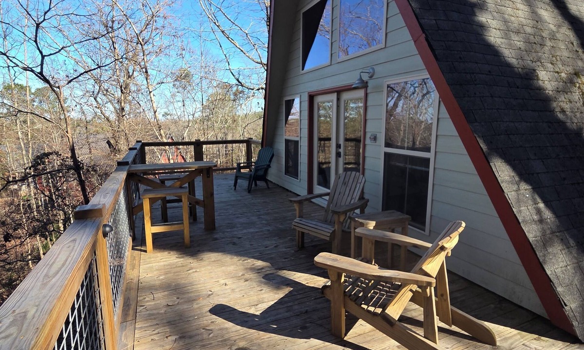 Warm Springs Ski Chalet | Happy Place - in the Heart of F.D. Roosevelt State Park