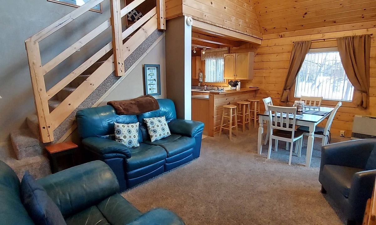 Fishhook Cabin | Hatcher Pass Cabins