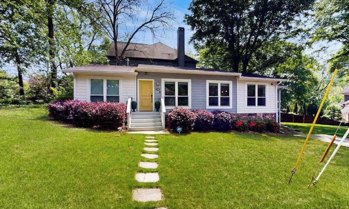 Loring Heights House | Hello Sunshine Atlanta