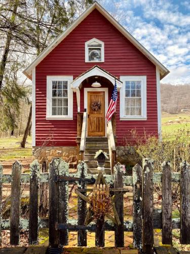 Waynesville House | Historic Schoolhouse - Creekside -Maggie Valley