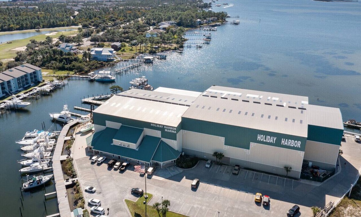 Holiday Harbor Apartment | Holiday Harbor Marina Apartment with boat slip!