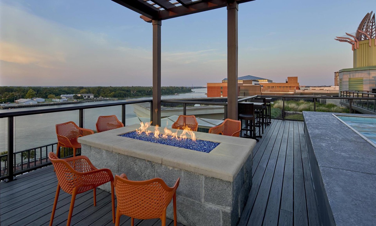 Hitch Village - Fred Wessels Homes Hotel | Homewood Suites by Hilton Savannah Historic Dist/Riverfront