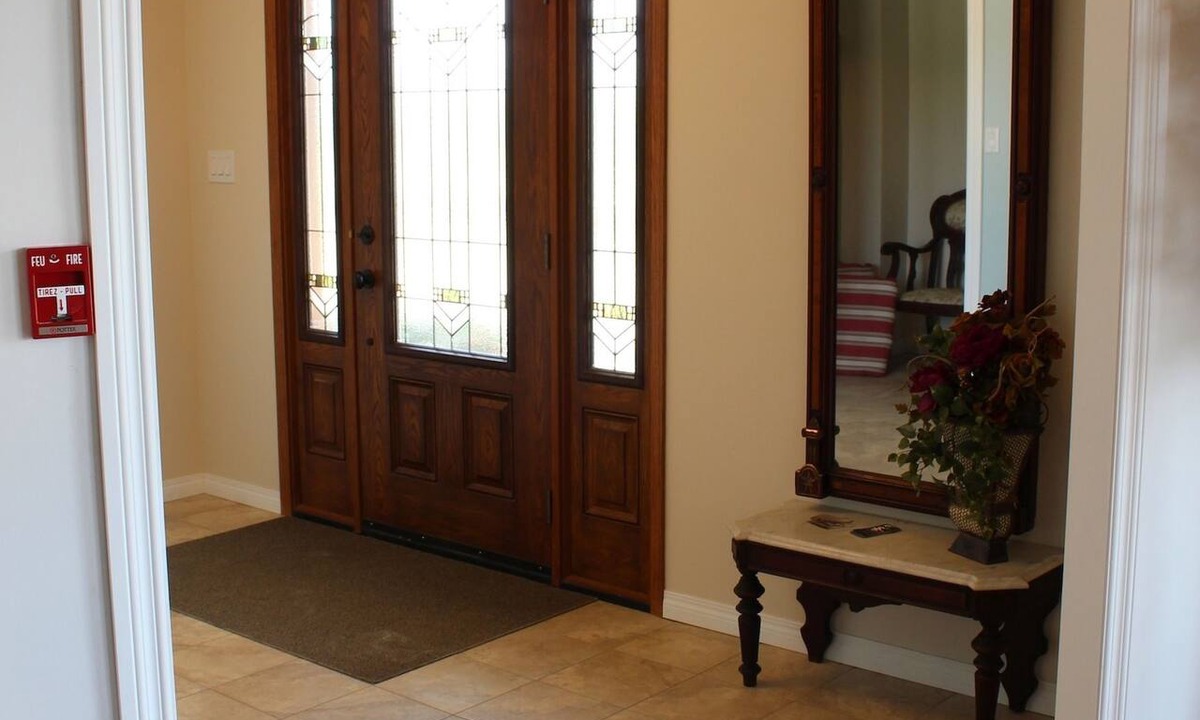 Onanole Bed & Breakfast | Honeycomb Bed & Breakfast