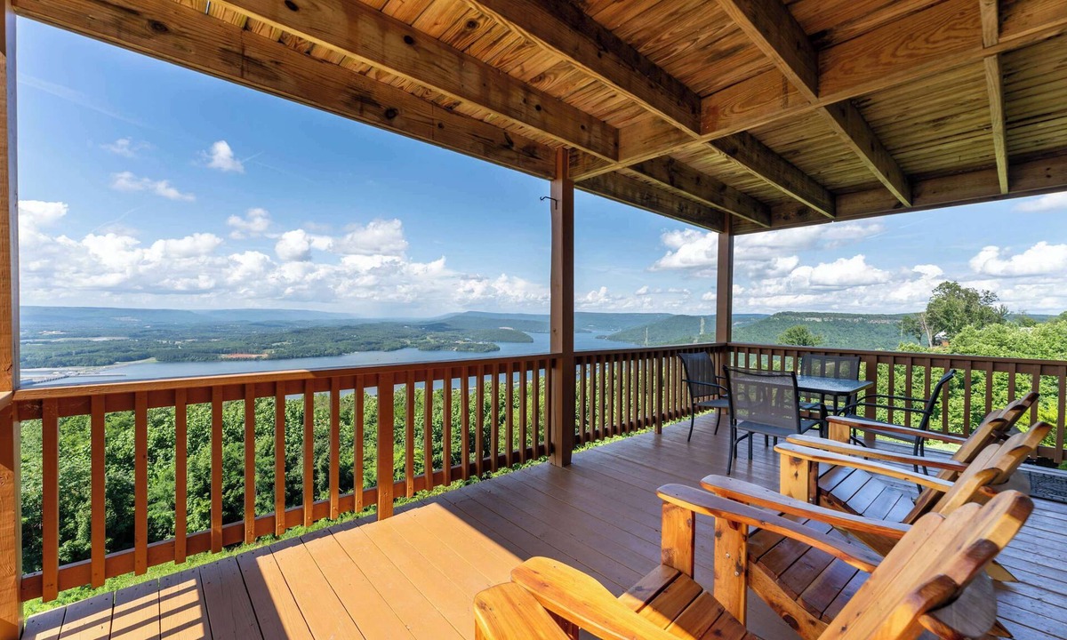 Bryant Cabin | Hoot Owl Cabin – Private Hot Tub & Outdoor Living