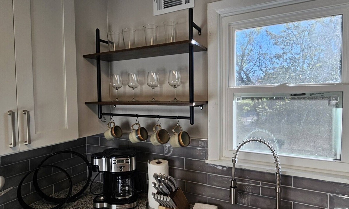 North Augusta House | Intown Awesome Remodeled Modern Townhome