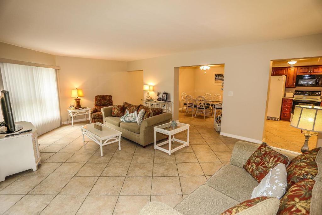 South Island Apartment | Island Winds 102