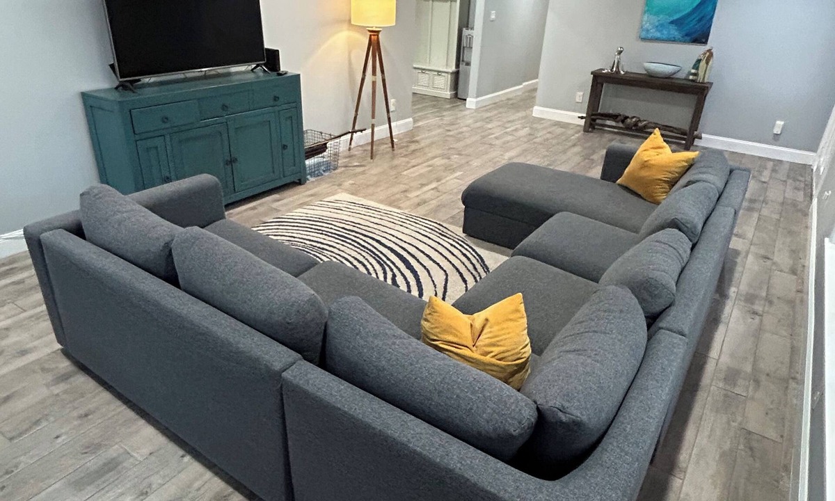 Girvin House | Jacksonville Intracoastal Retreat + near the beach