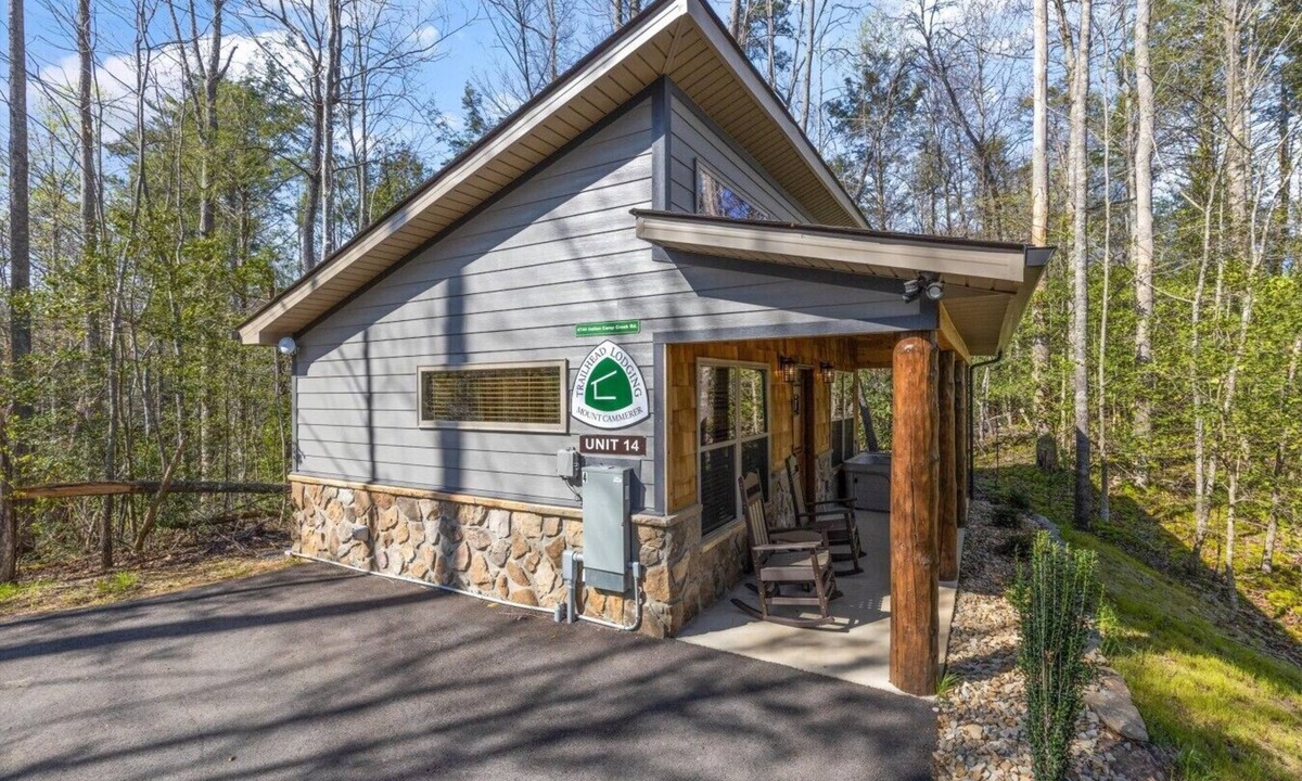 Rocky Grove Cabin | King Bed Lodge + Hot Tub + Fire Pit #14