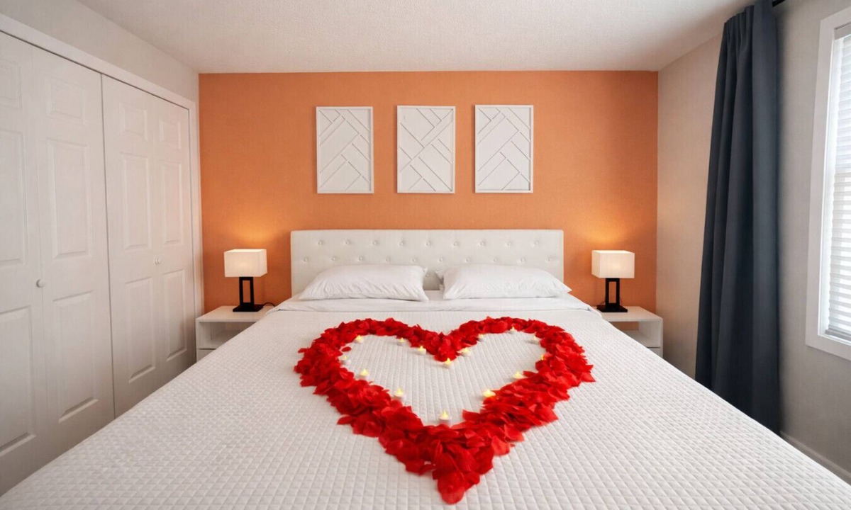 Columbus Apartment | King Suite, 10 mins to Ft Moore