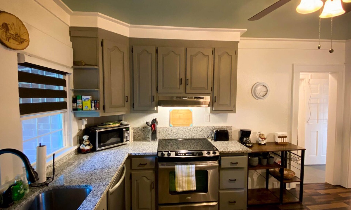 Macon Apartment | KnightPlace - The Irene - 1BD-1BA Apartment in Duplex - Near Mercer University