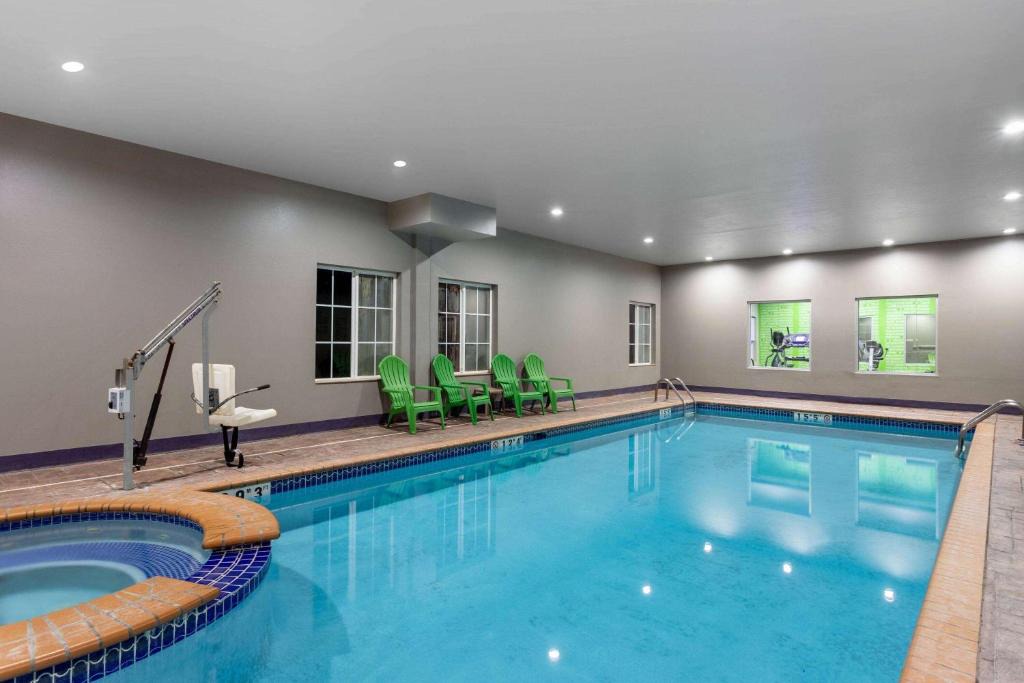 Madison Hotel | La Quinta by Wyndham Huntsville Airport Madison