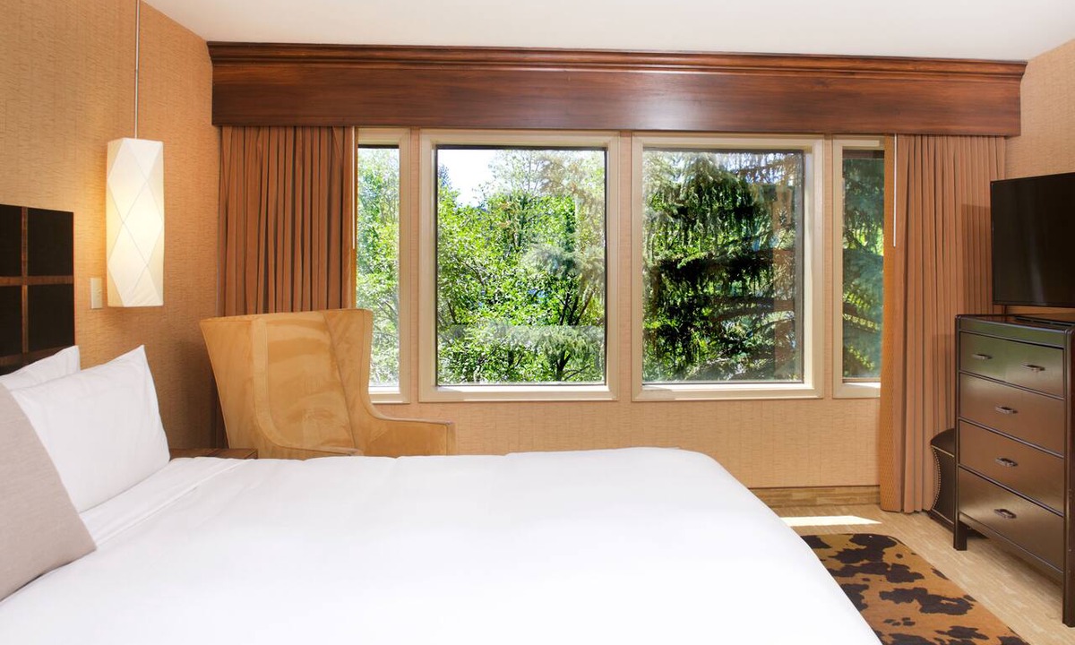 Lake Arrowhead Hotel | Lake Arrowhead Resort and Spa