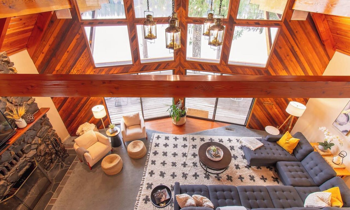 Grapeview House | Lakefront A-Frame/Dock, Kayaks, Sauna, Game Room