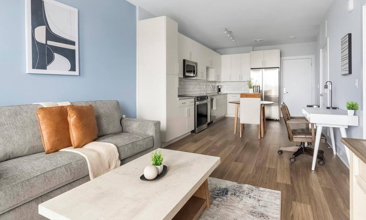 Sports Complex Apartment | Landing | Amazing 1BD, Gym, Courtyard