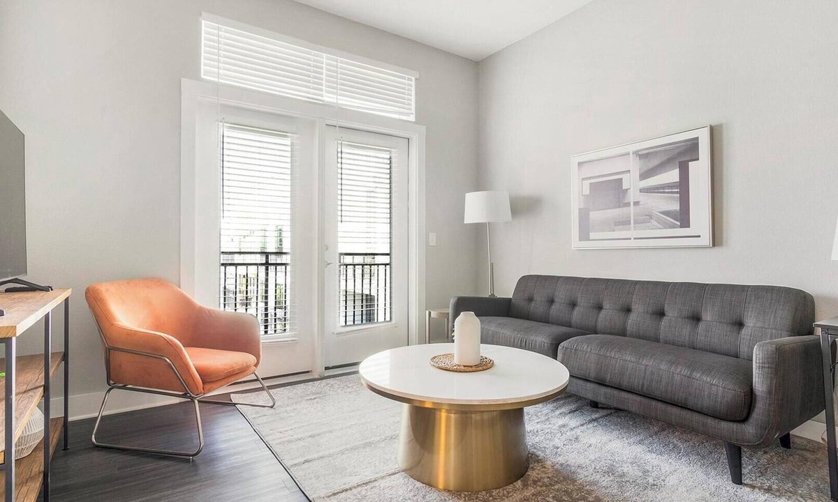 San Marco Apartment | Landing | Incredible 1BD, Pool, Gym