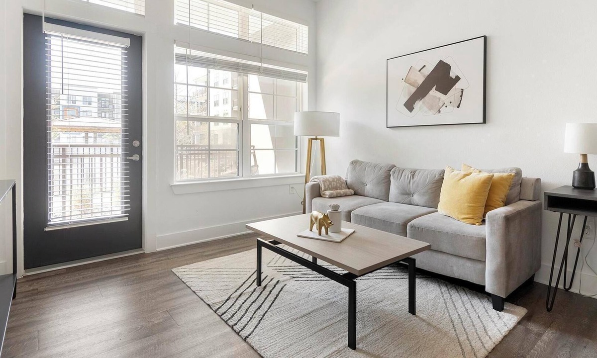 San Marco Apartment | Landing | Incredible 1BD, Yoga Studio, Gym