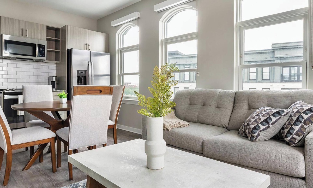Yamacraw Village Apartment | Landing | Modern 2BD in Downtown
