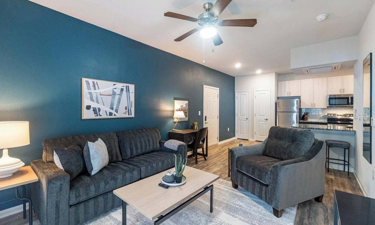 Charlotte Apartment | Landing | Spectacular 1BD, Clubhouse, Gym