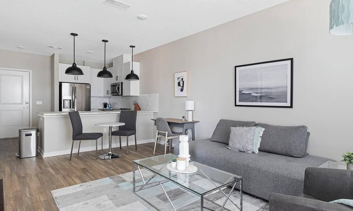 Huntsville Apartment | Landing | Spectacular 1BD, Pool, Gym