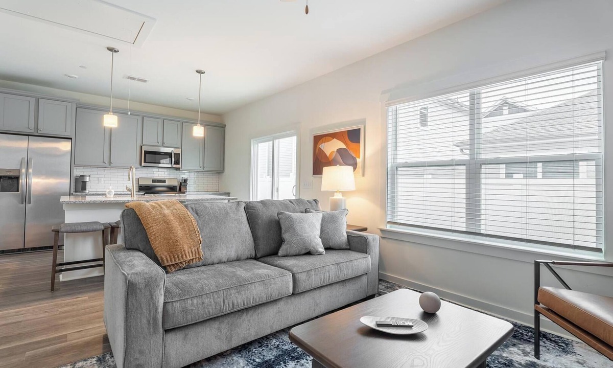 Port Wentworth Apartment | Landing | Stunning 1BD, Gym, Pool