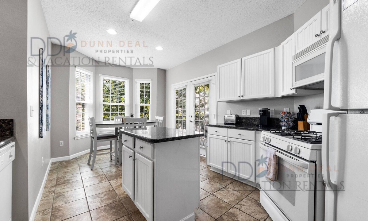 Gulfport Villa | Legacy Villa 1505 | Just a Short Walk to the Beach!