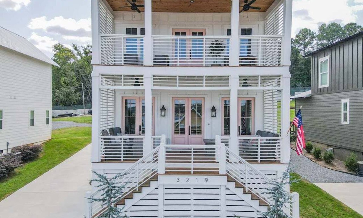 Guntersville House | Livin` The Dream Guntersville, Al