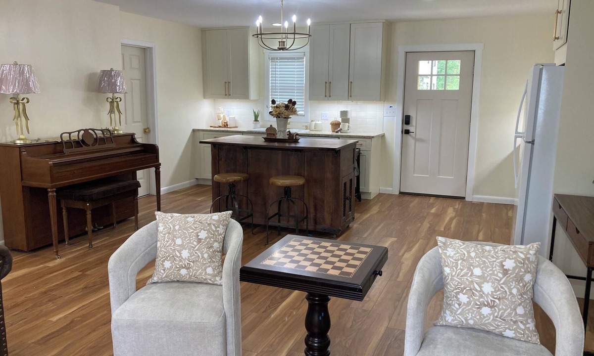 Maggie Valley Apartment | Lovely Studio in Charming Waynesville/Maggie Valley