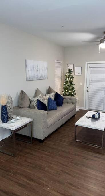 Madison Apartment | Luxury 2 bedroom Apartment
